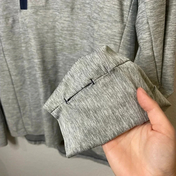 Men’s Under Armour Quarter Zip - Picture 5 of 8